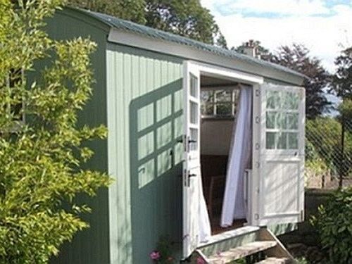 Posh Huts Farmstay Falstone Extérieur photo